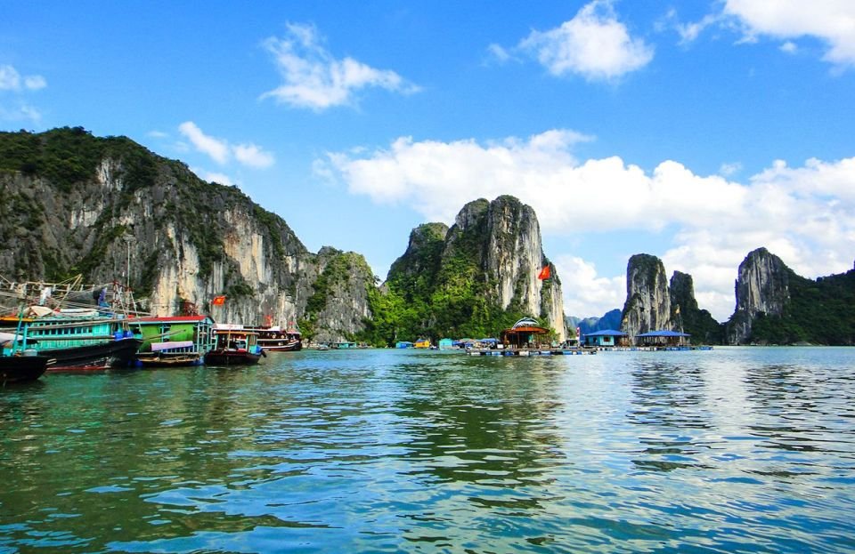 best halong bay cruises 2019 compreso kayak relax swim cave e pasti completi